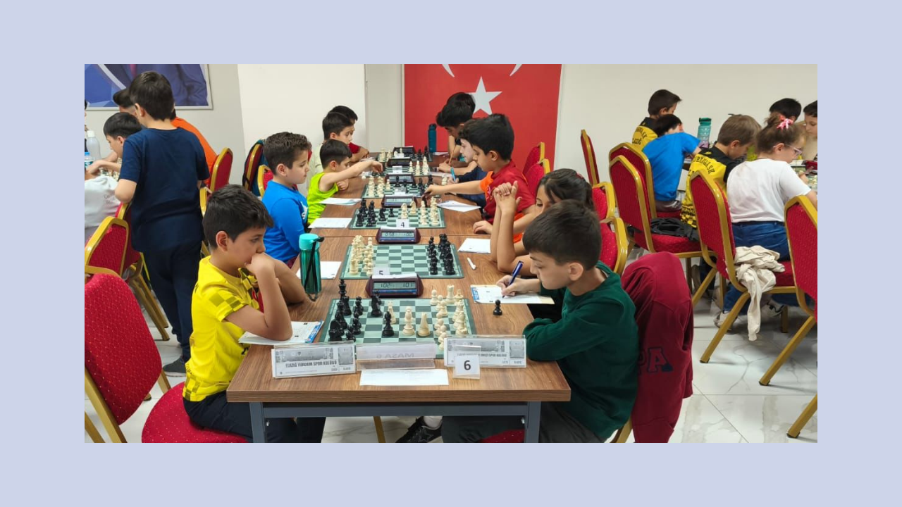 Yaşayan Stadyum'da Satranç Heyecanı