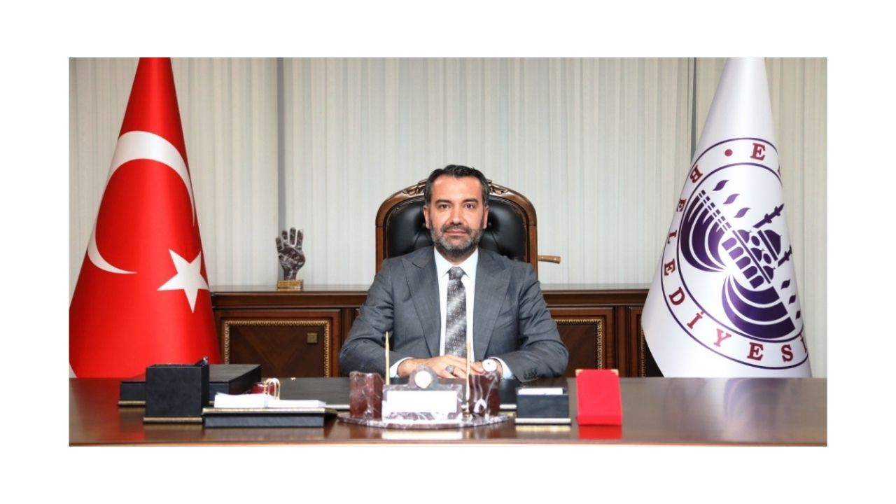 Başkan Şerifoğulları, Berat Kandili Dolayısıyla Bir Mesaj Yayımladı
