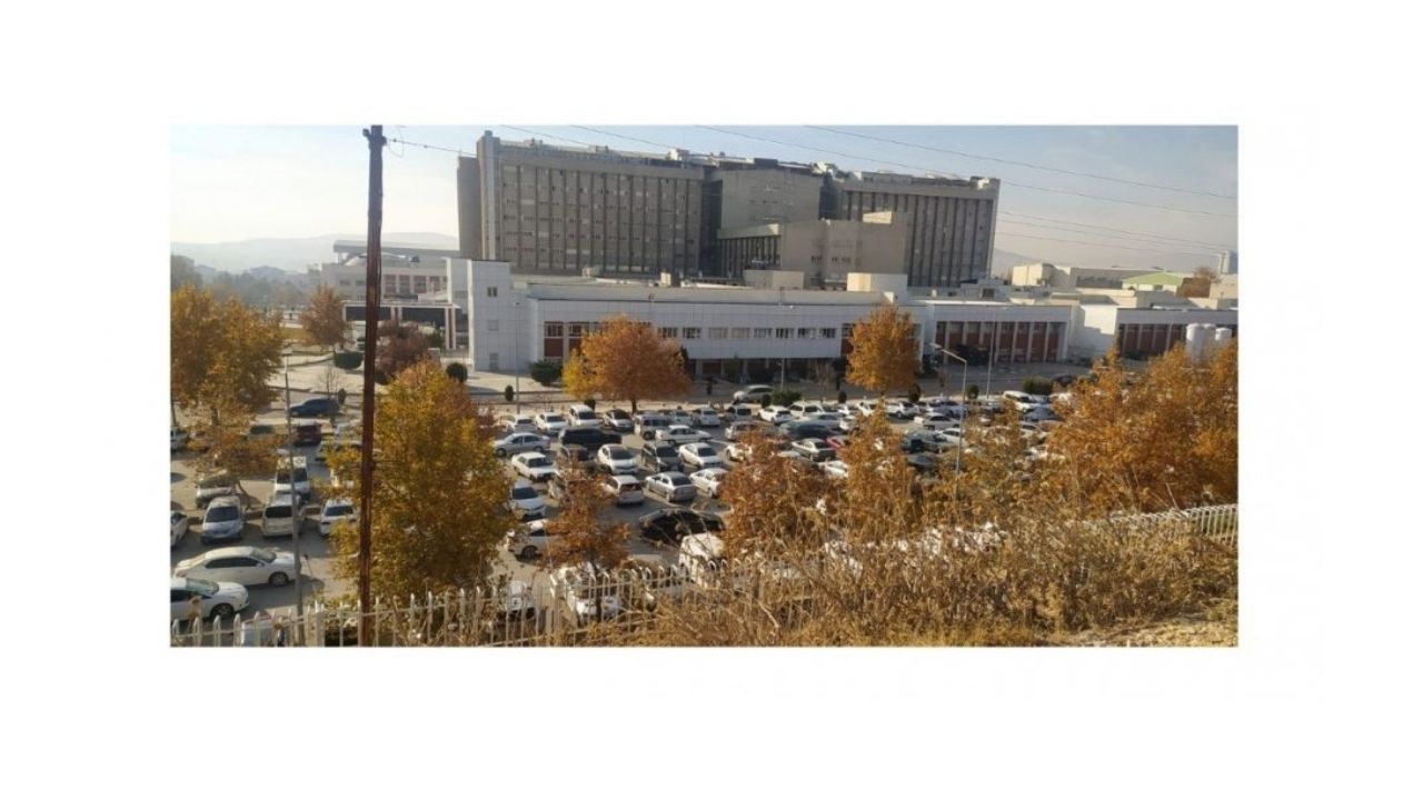 Fırat Üniversitesi araştırma hastanesinde otopark sıkıntısı dağlara taşınırken, sıkıntı yok mu diyelim?