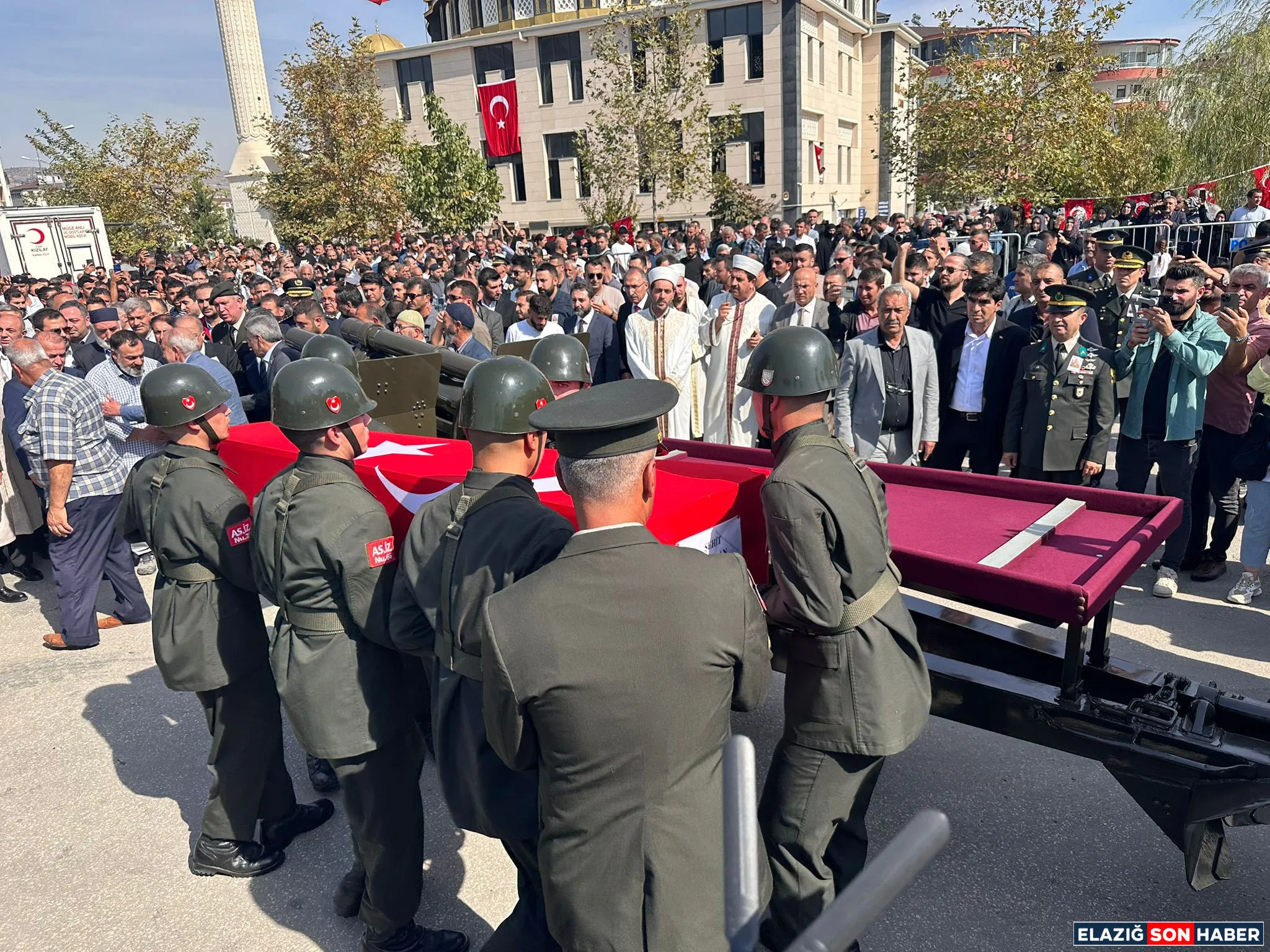 Şehidimiz Son Yolculuğuna Uğurlandı