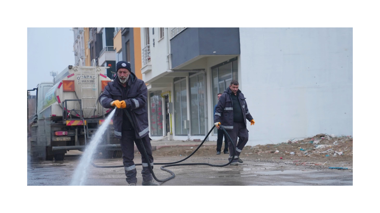 Elazığ Belediyesi, Olgunlar Mahallesi’nde Kapsamlı Temizlik Yaptı