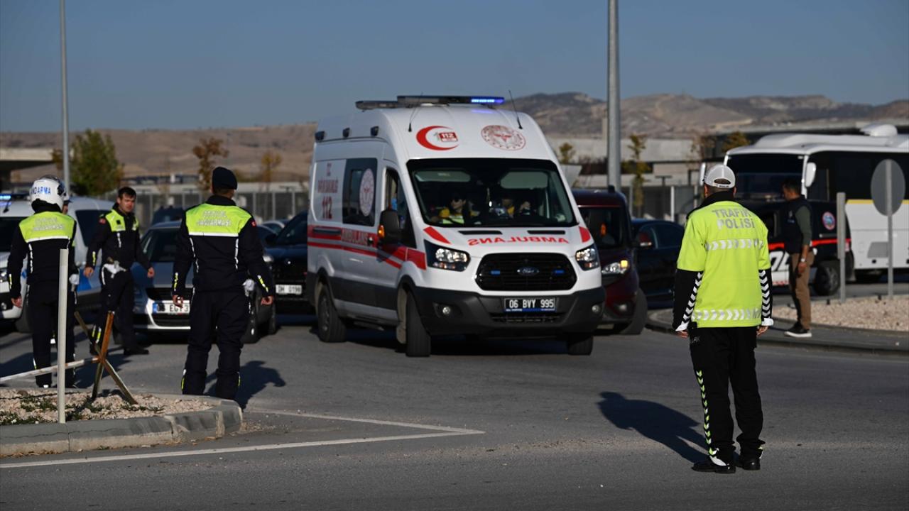 Hain terör örgütü Ankara’yı kana buladı. Allah belanızı versin.