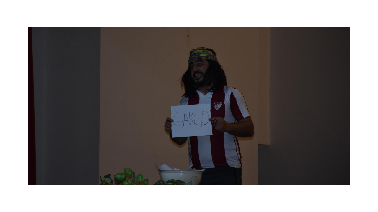 Gençlik Merkezinden Kapalı Gişe Tiyatro
